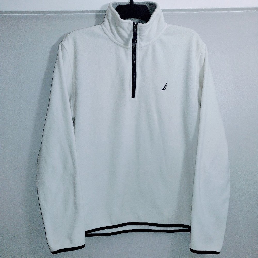 Sueter de cuello alto NAUTICA  color blanco talla XS  UNISEX